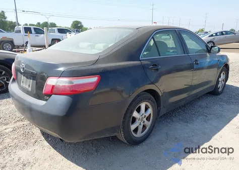 2007 Toyota Camry Ce z USA, uszkodzony, nr VIN 4T1BE46K57U061868